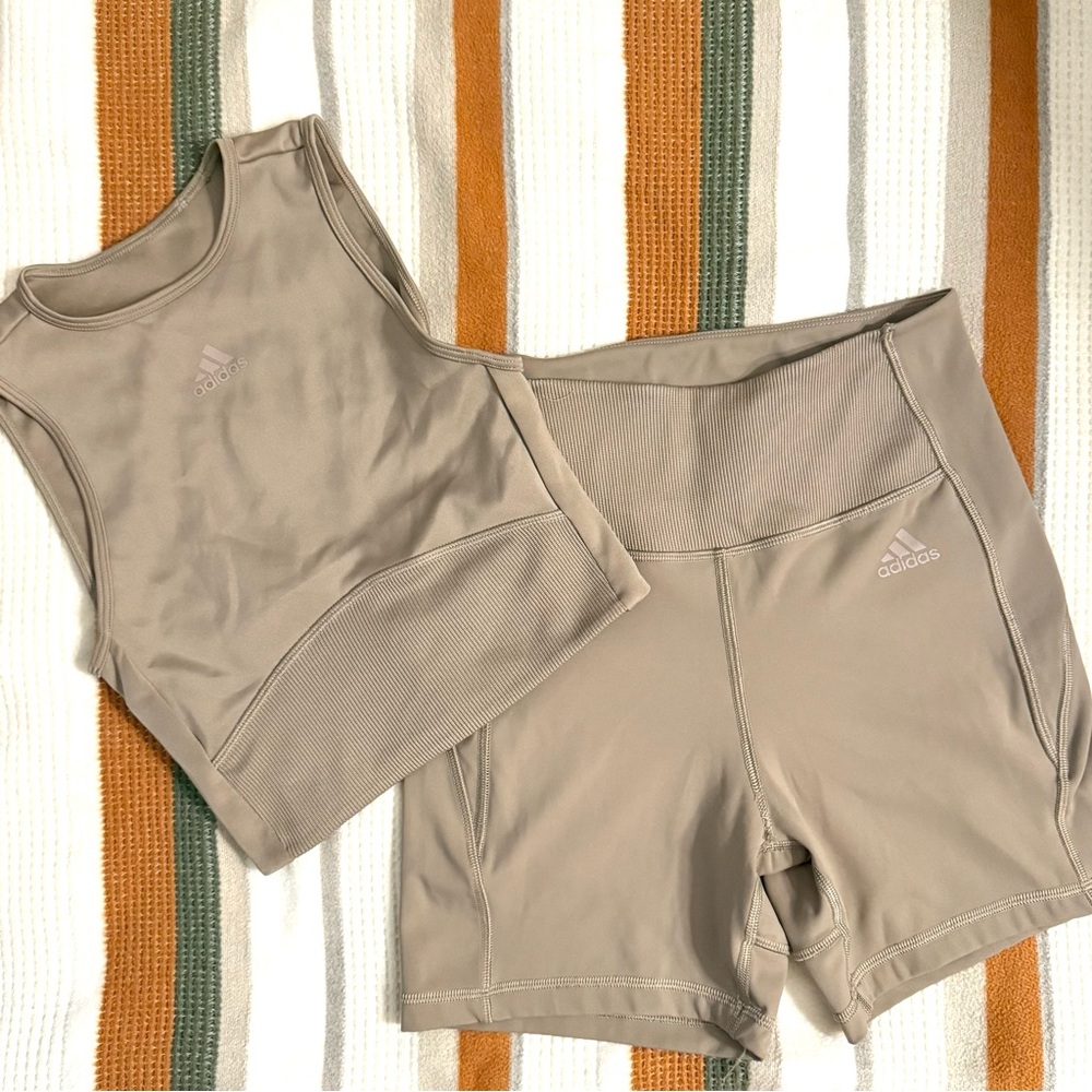 Adidas Women’s Taupe Workout Set - Size Small